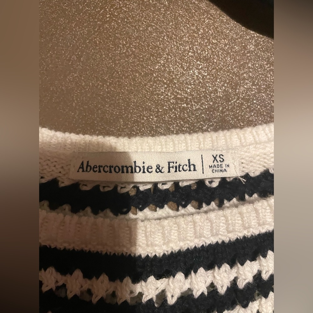Abercrombie & Fitch Black and White Knit Maxi Dress - Picture 3 of 4